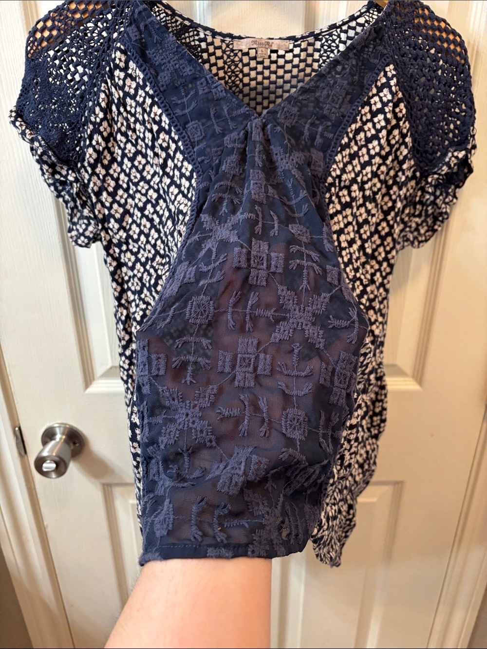 Miss Me Navy Crochet Yoke Printed Boxy lightweight Blouse Large - Picture 3 of 6
